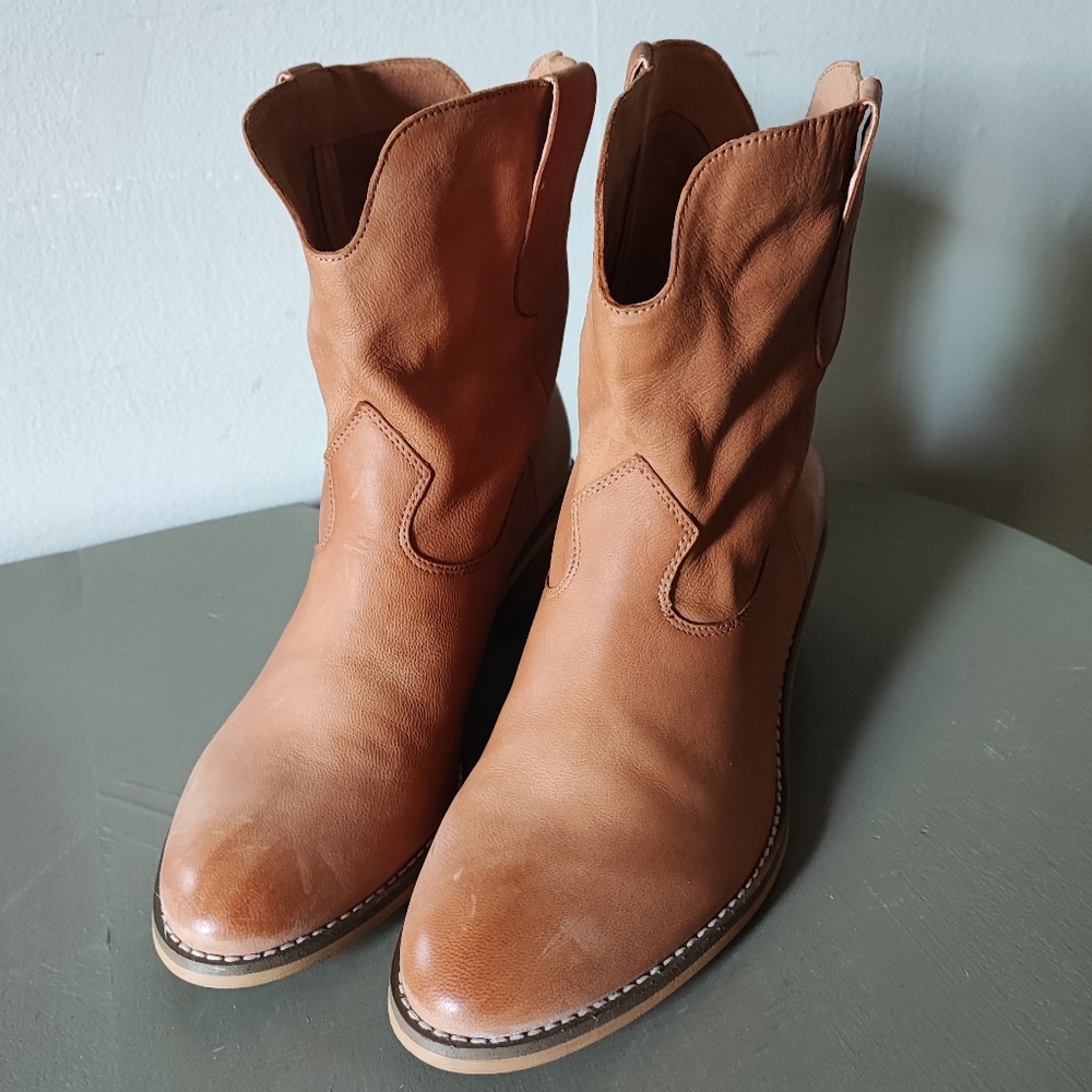 Crown Vintage Leather Women's Cowboy Boots Booties Concert Wear Size 8 EUC